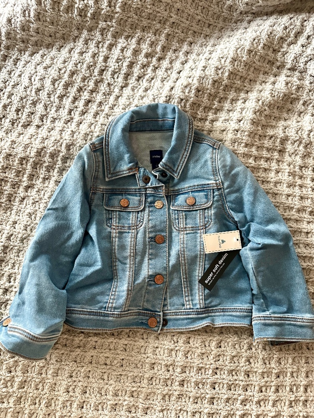 NWT BabyGap Super Soft Denim Jacket Toddler Girl Size 3T Light Wash